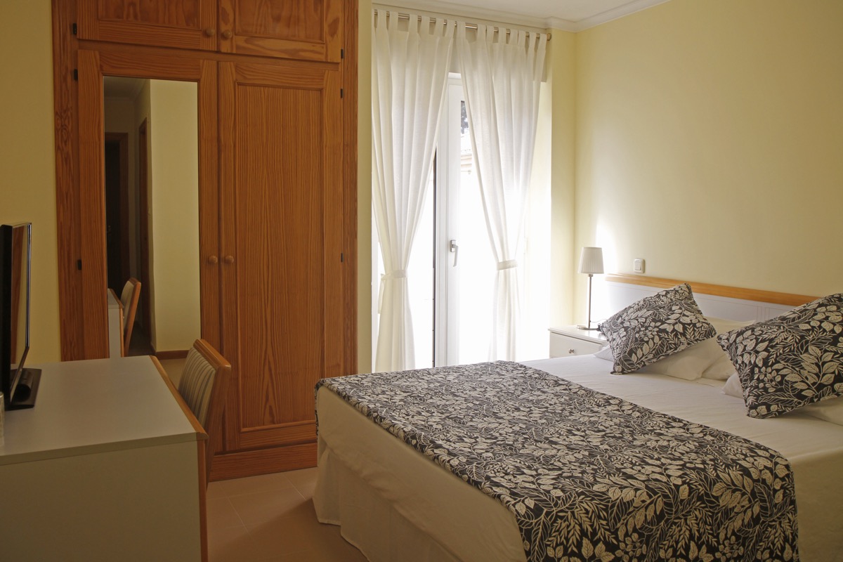 Habitación 406, Hotel Playa de Merón